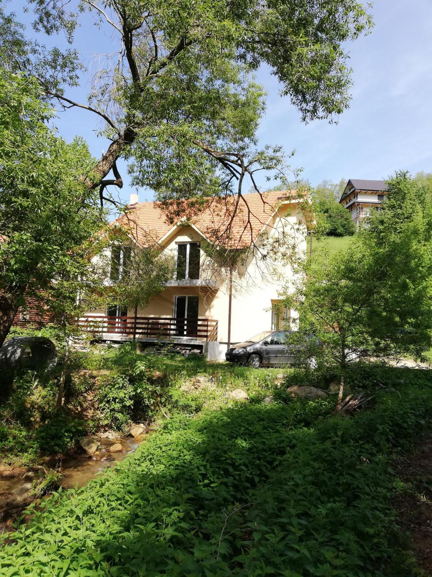 Vila Vrh Crni Vrh Esterno foto