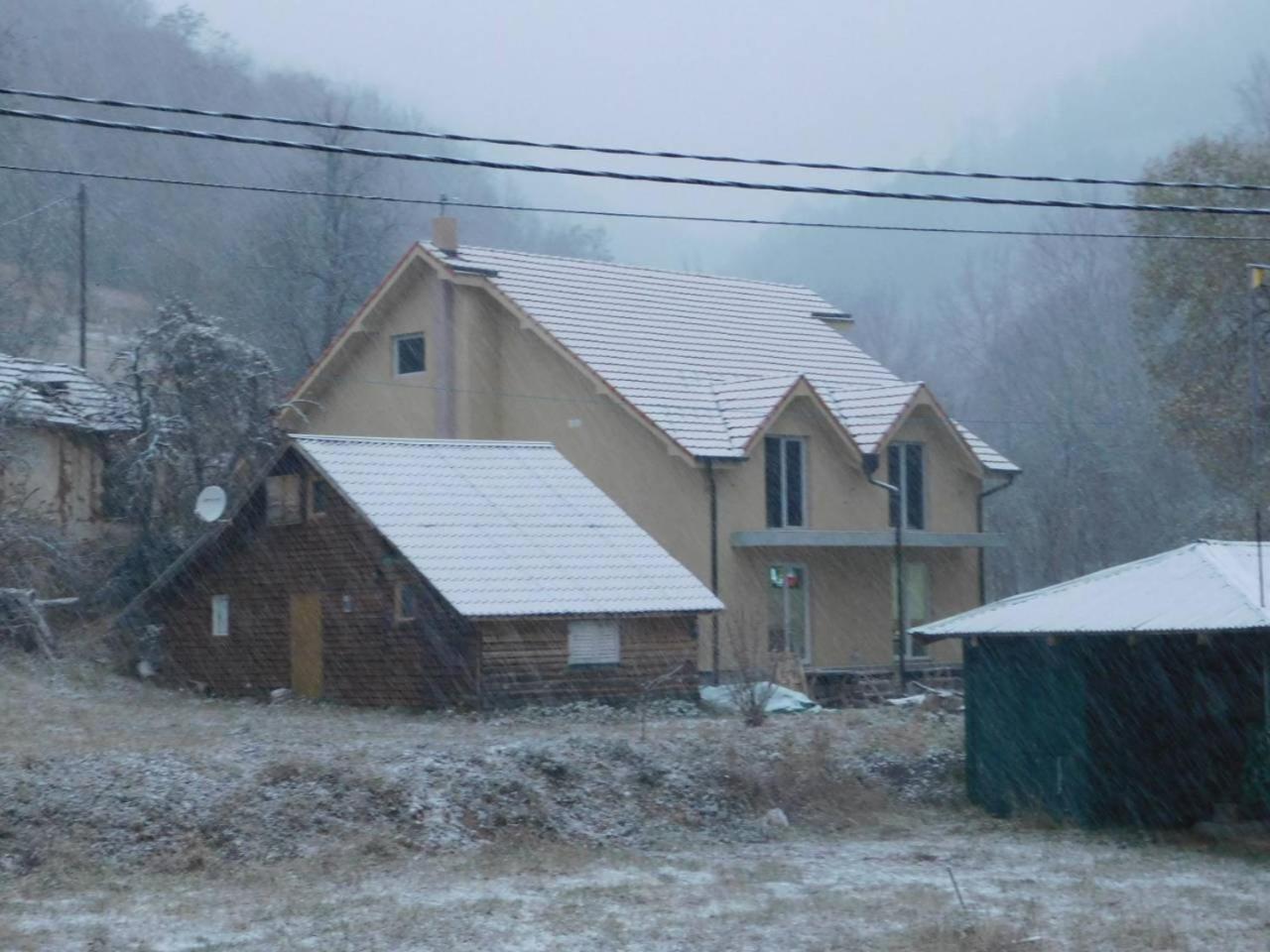 Vila Vrh Crni Vrh Esterno foto