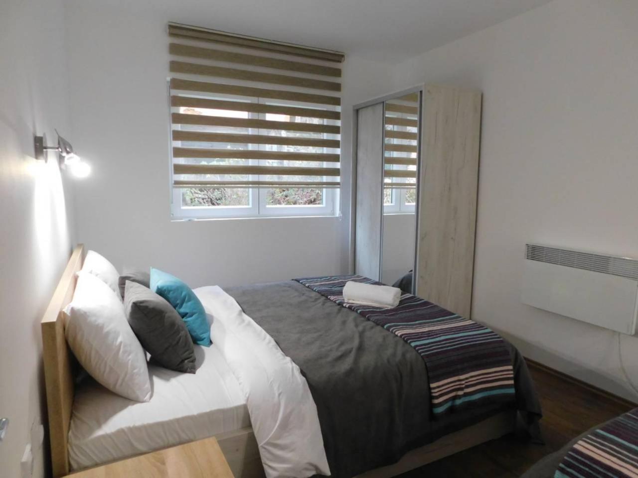 Vila Vrh Crni Vrh Esterno foto