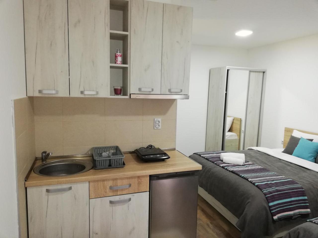 Vila Vrh Crni Vrh Esterno foto