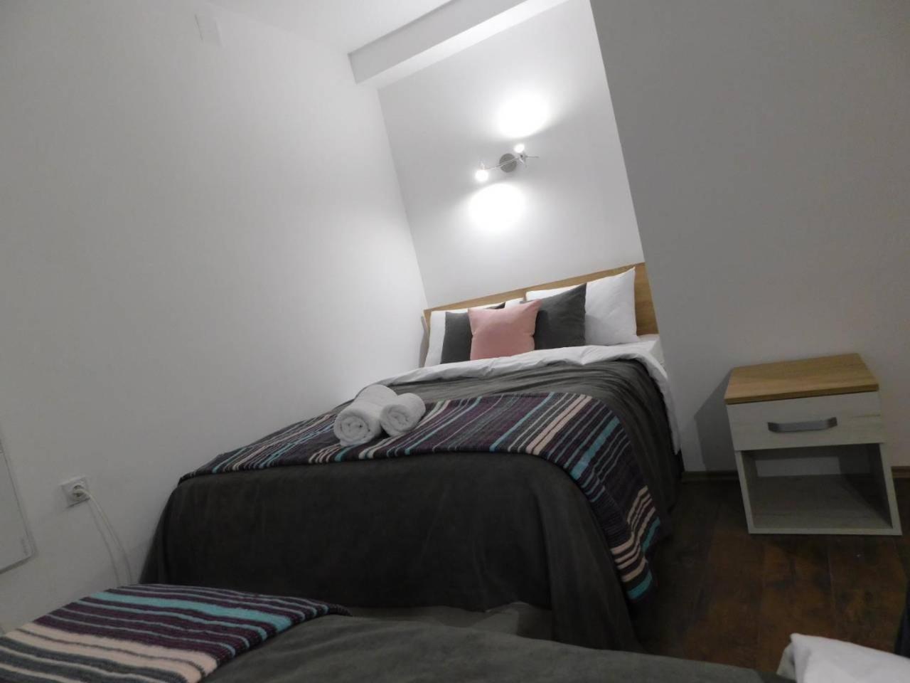 Vila Vrh Crni Vrh Esterno foto