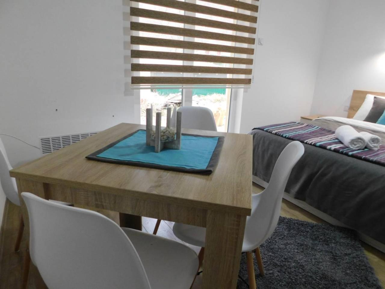Vila Vrh Crni Vrh Esterno foto
