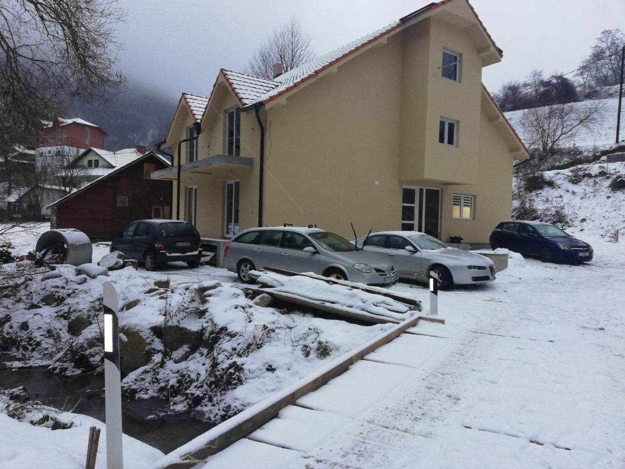Vila Vrh Crni Vrh Esterno foto